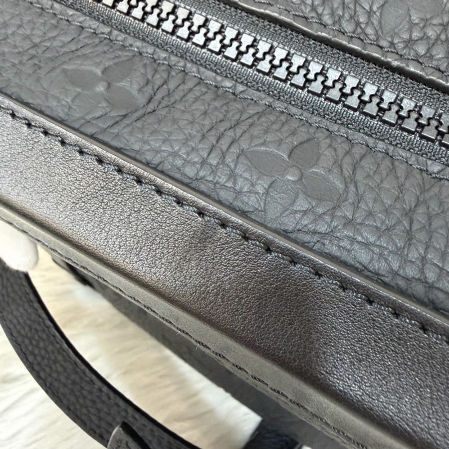 LV M53288 Soft Trunk黑色 壓紋 牛皮 軟箱 皮革 方箱 斜背包-19