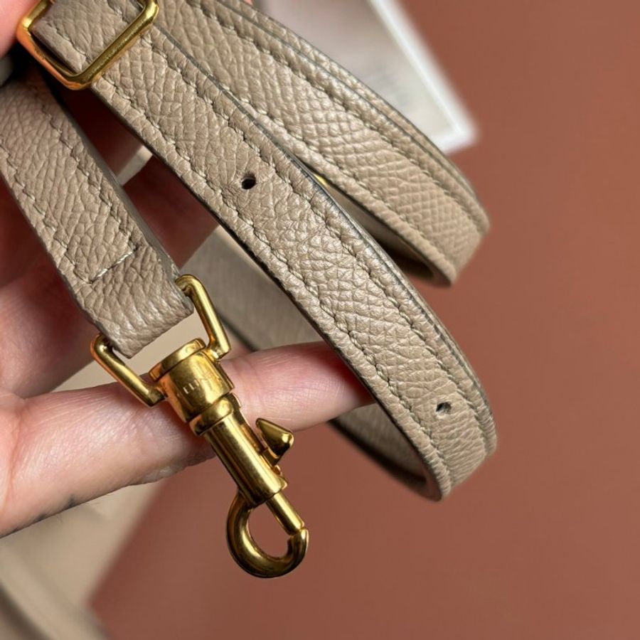 停產絕版::CELINE:: Nano Belt Bag 兩用手提斜背鯰魚包(淺灰褐色)-18