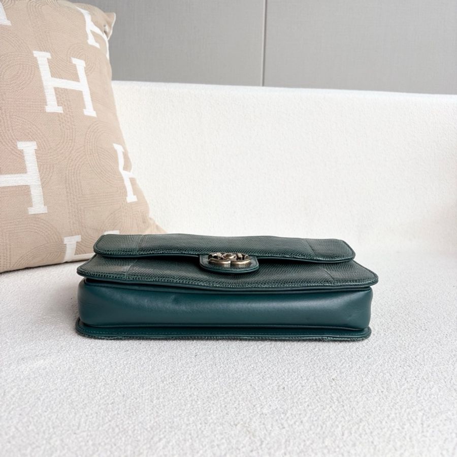 Chanel • 絕版孟買祖母綠蜥蜴皮金釦鏈條包 有卡✔️-4