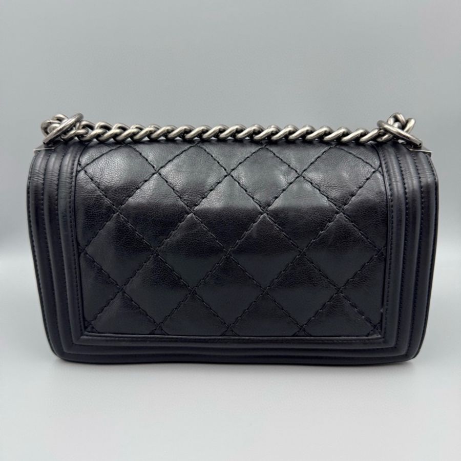 Chanel • 經典黑銀外縫線牛皮Le Boy 25 中號-6
