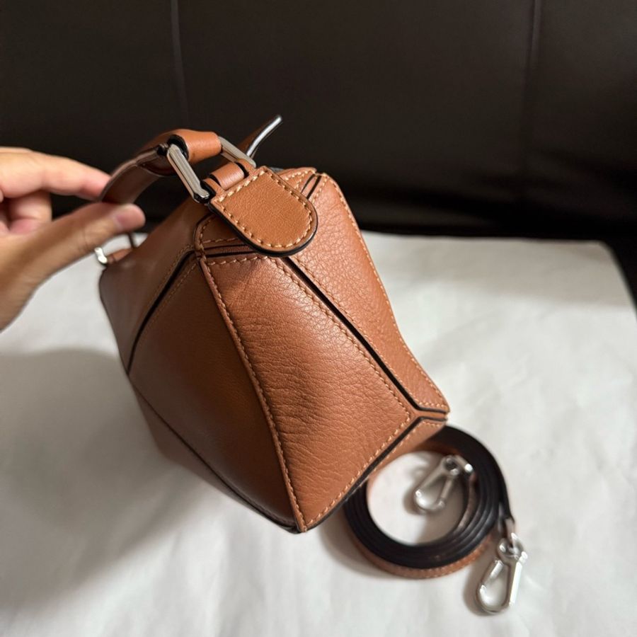 Loewe羅意威 99 新 焦糖色puzzle迷你mini幾何包手提單肩斜挎包 22 年-2