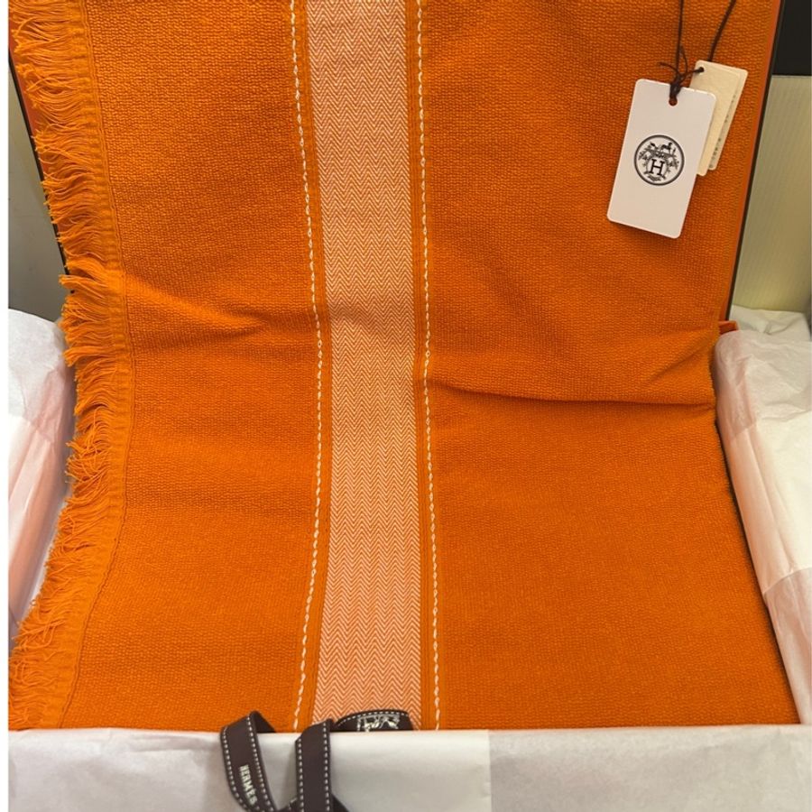 Hermes *100%純棉*經典色沙滩巾 (浴巾 )👩🏻🦰未使用全新品;尺寸約95*140cm-7