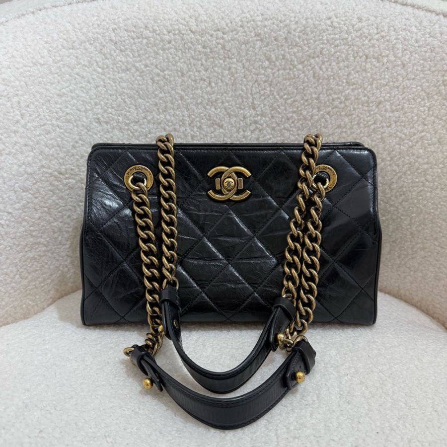 Chanel • 孟買黑金油臘牛皮鏈條肩背包-3