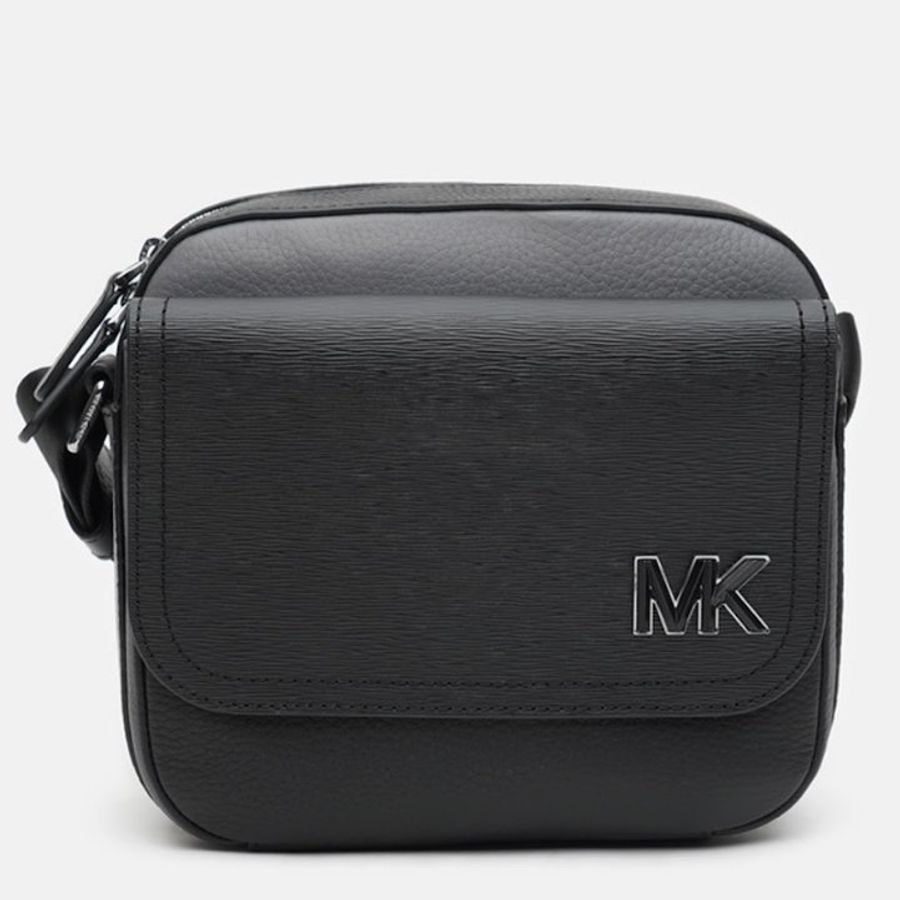 快速出貨!【Michael Kors】防刮皮革素色斜背包-黑-0