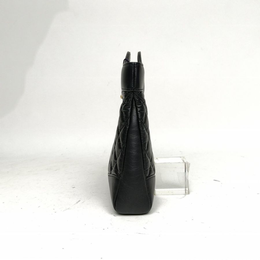 CHANEL 31Bag24B黑色羊皮晶片開金扣-1