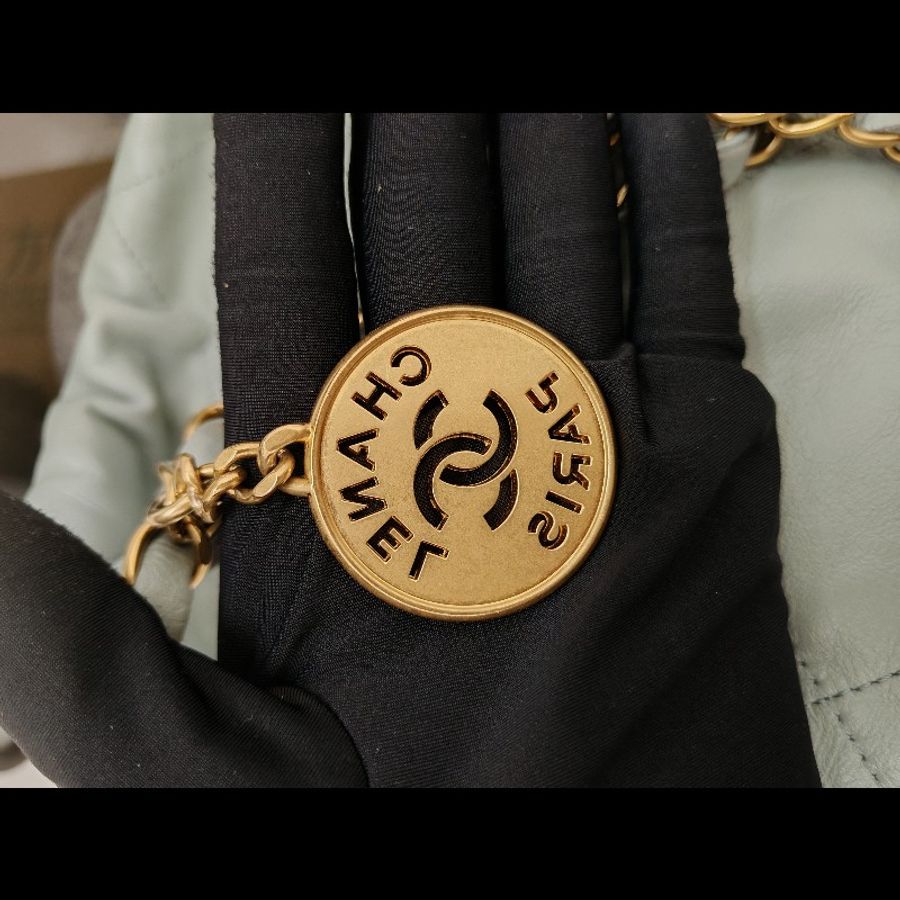 Chanel 22 bag 霧霾藍-16