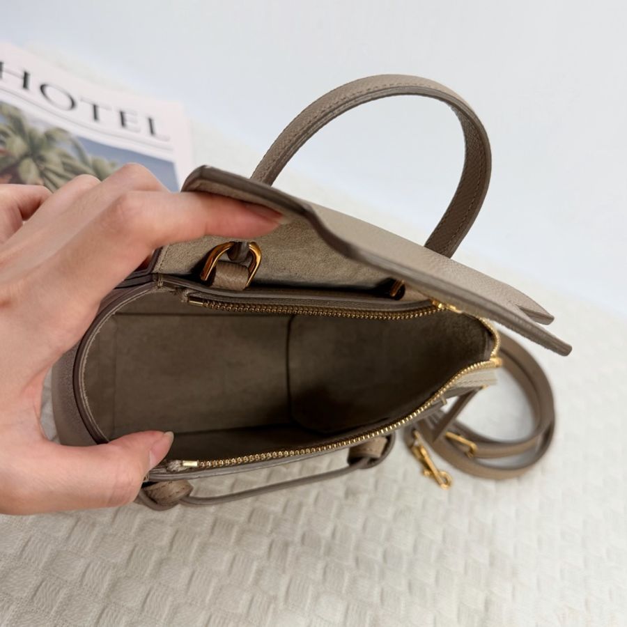 CELINE 奶茶色Nano Belt Bag|鯰魚包-7