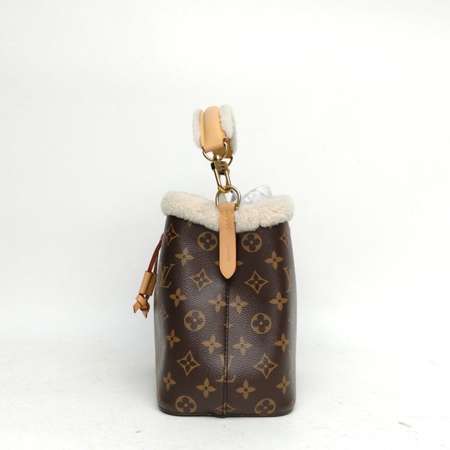 LOUIS VUITTON NÉONOÉ水桶包BB20老花PVC金扣晶片22聖誕肩背包-1