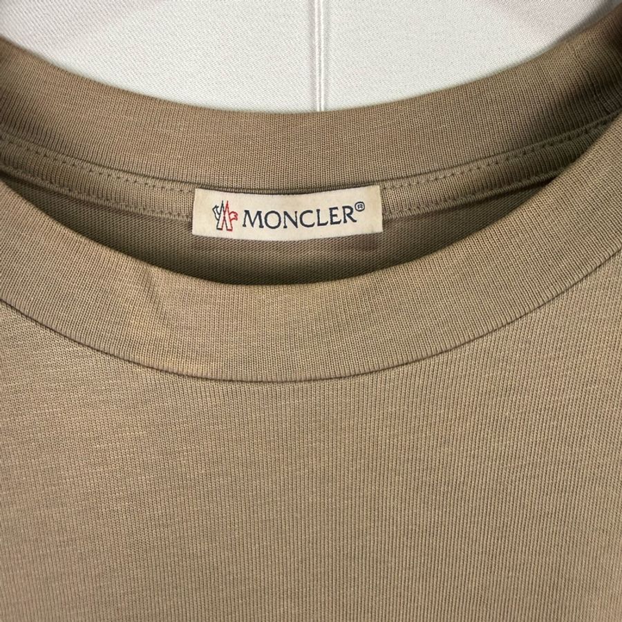 莉亞精品♡ Moncler 貼標短袖卡其m 二手-3