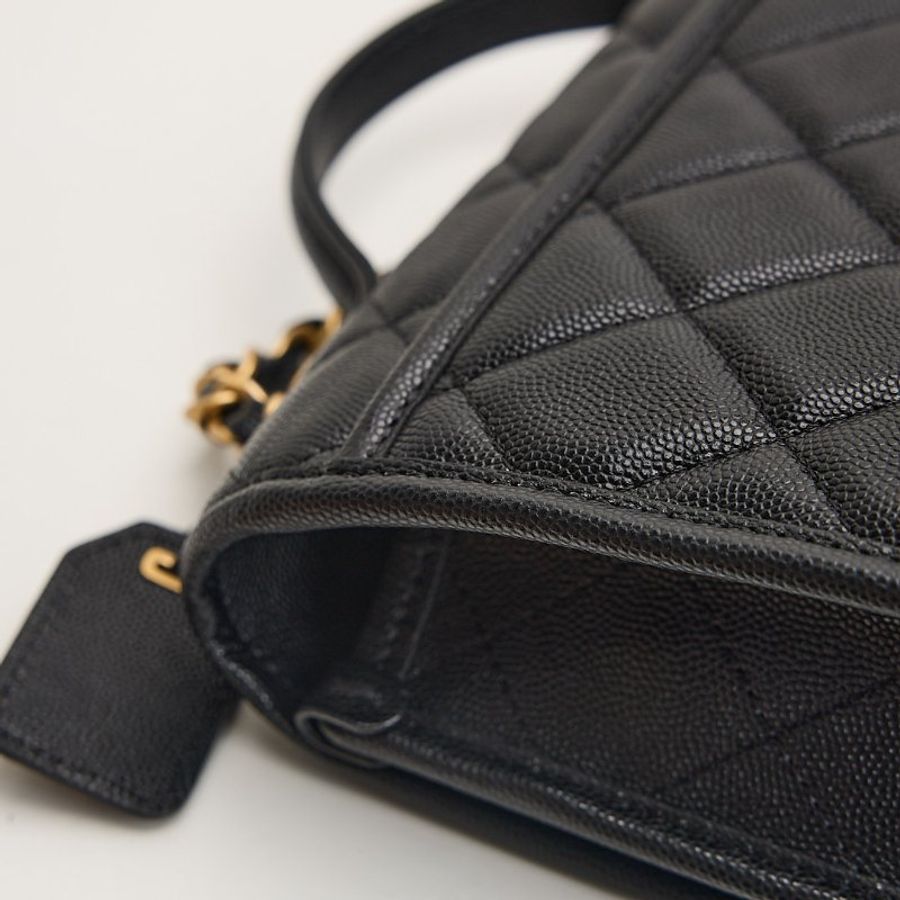 Chanel 22k 手柄郵差包/黑金牛-8