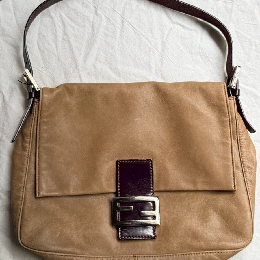 FENDI 經典單肩包-0