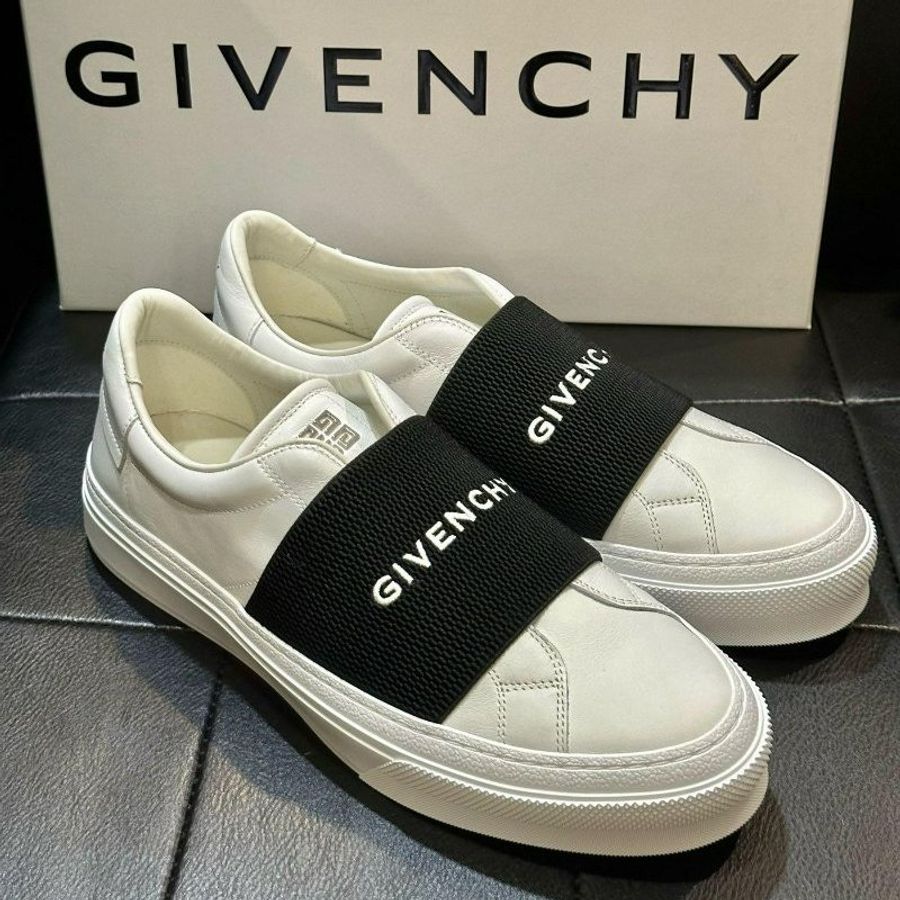 💎Han's house精品服飾💎 GIVENCHY 紀梵希小白 鞋 現貨 UK 6.5 ~ 10 原價22500-0