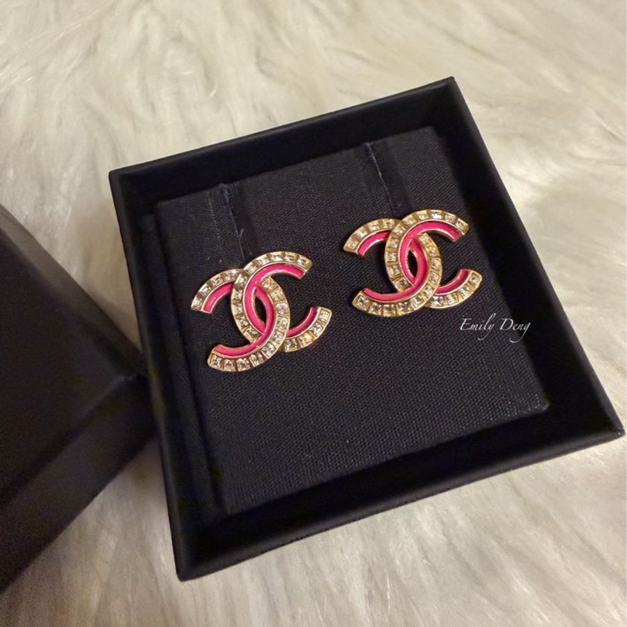 Chanel 經典雙C粉色琺瑯水鑽耳環-1