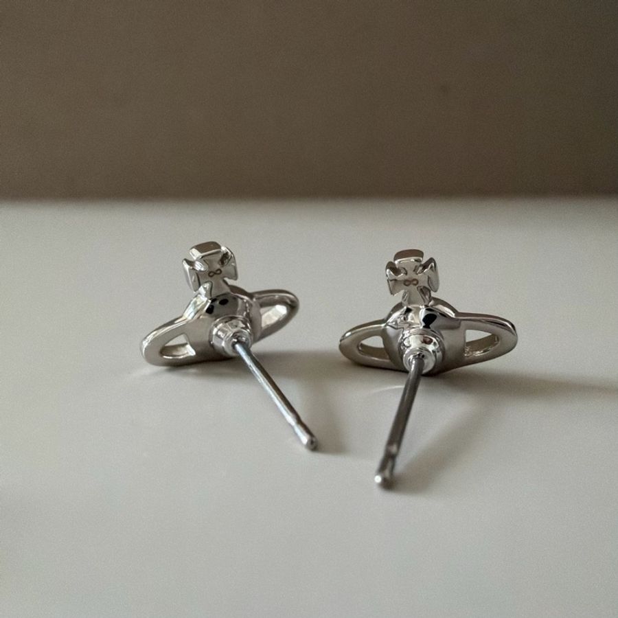 Vivienne Westwood 🪐基本款 經典單鑽土星 Nano Solitaire-5