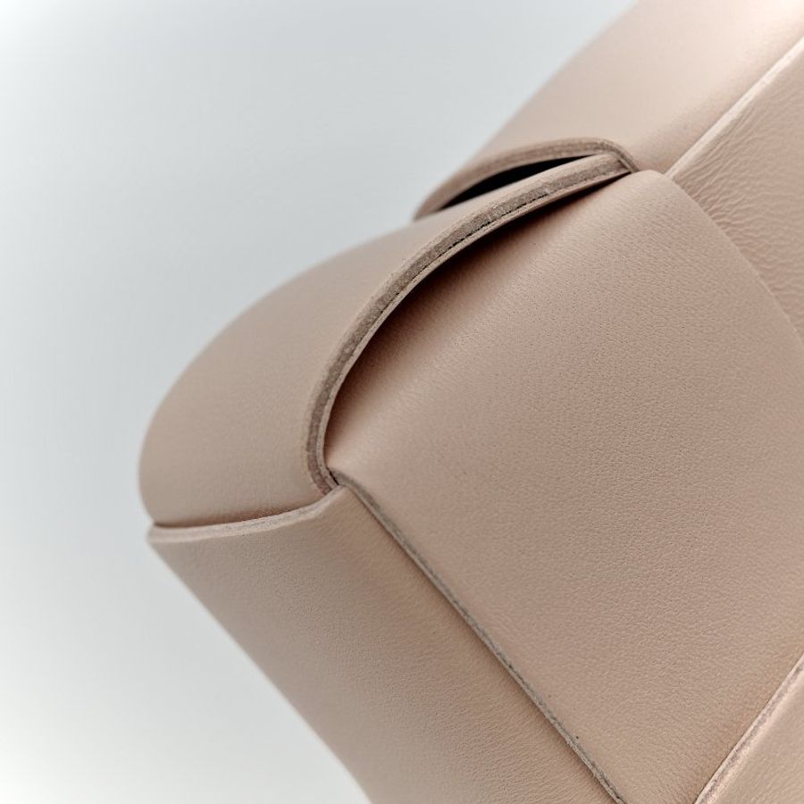 Bottega Veneta 寶緹嘉 粉色 編織 牛皮 斜挎包-16