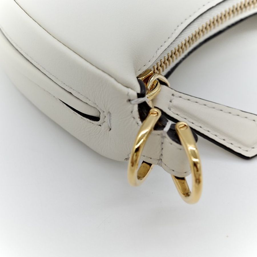 FENDI 芬迪 白金小牛皮 Fendigraphy MINI 半月包 手拿包 7AS089 專櫃 71400-11