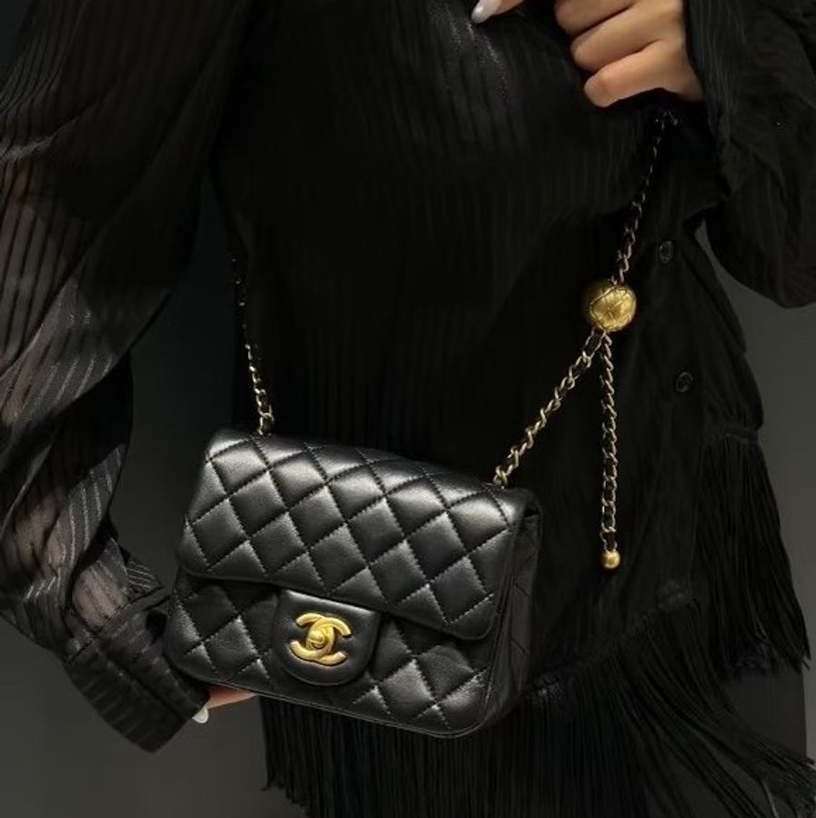 Chanel cf17黑金方胖芯片款23年硬底新款 #全新全配🈶購證 #專櫃一包難求🔥-1