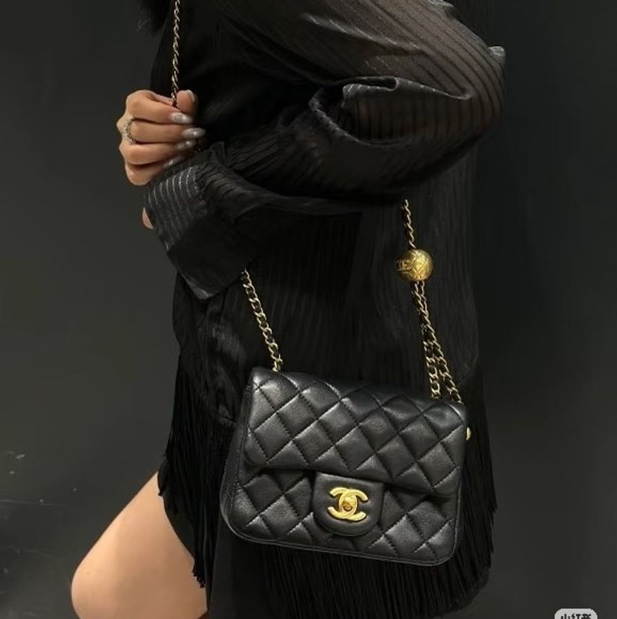 Chanel cf17黑金方胖芯片款23年硬底新款 #全新全配🈶購證 #專櫃一包難求🔥-6