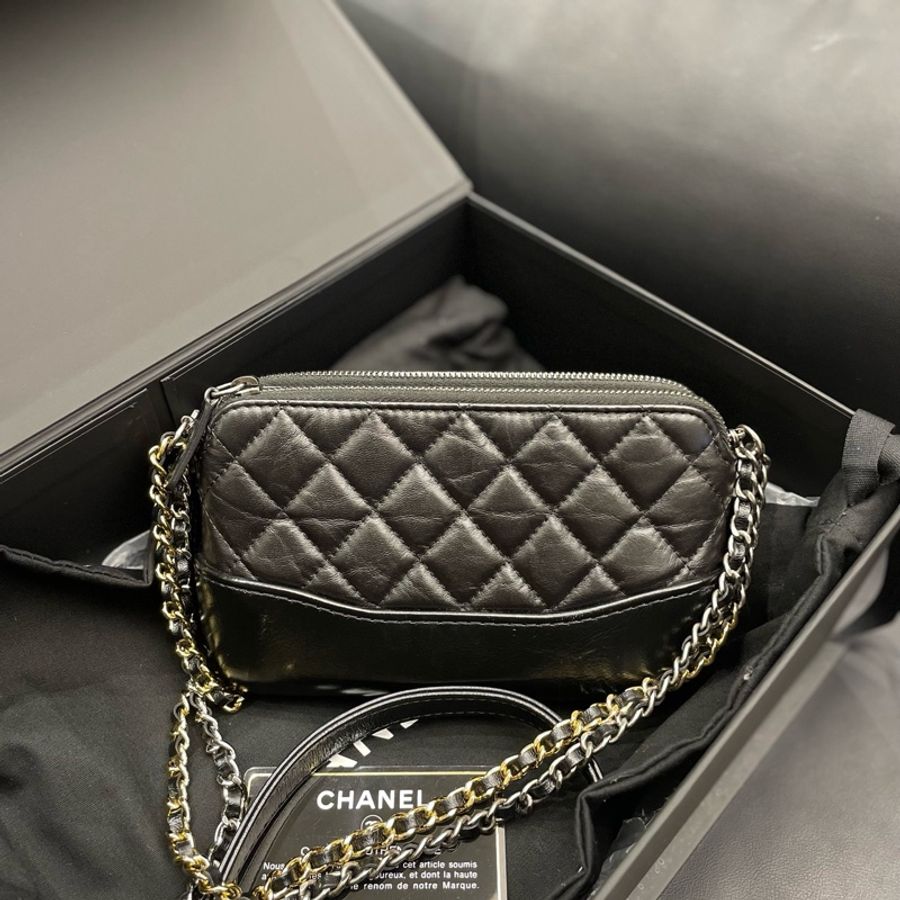 保卡款!Chanel 香奈兒 Gabrielle 流浪包 黑金 mini 迷你-0
