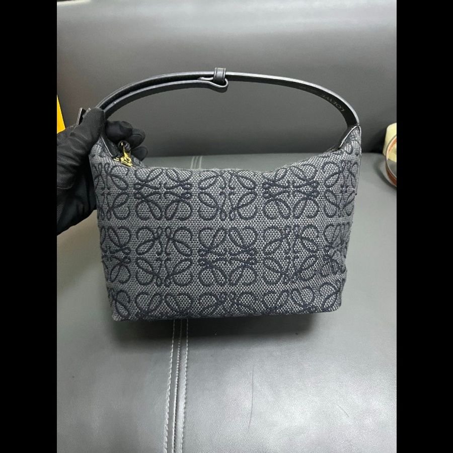 LOEWE Cubi small-2