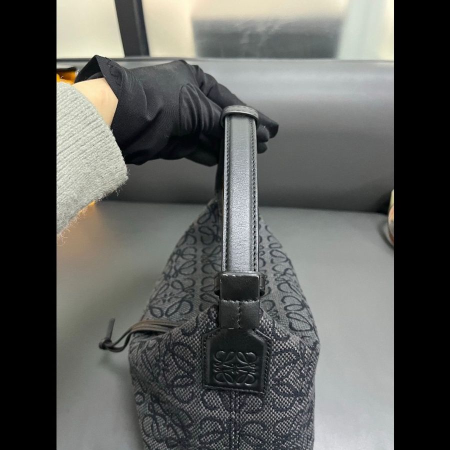 LOEWE Cubi small-11