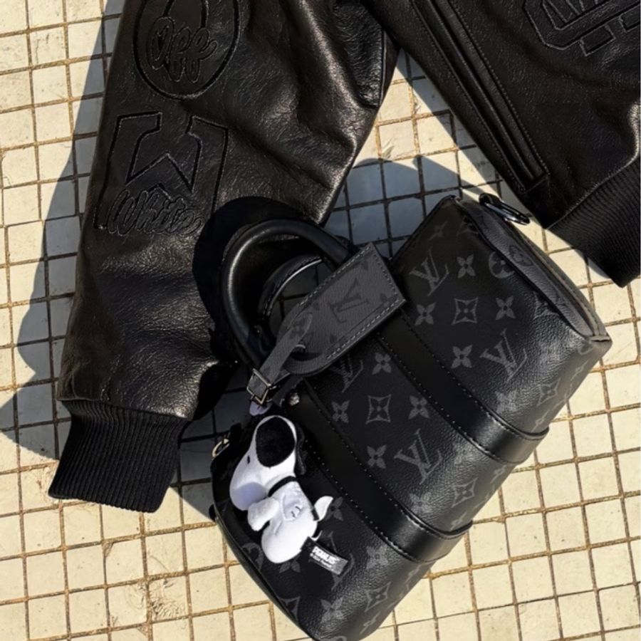 LOUIS VITTON路易威登老花Keepall 25黑武士手提斜挎包 芯片-3