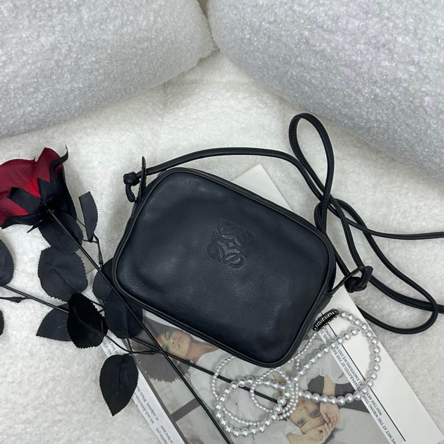 【赫蒂國際精品】Loewe 羅意威 經典 Anagram 標誌皮革單肩包vintage-0