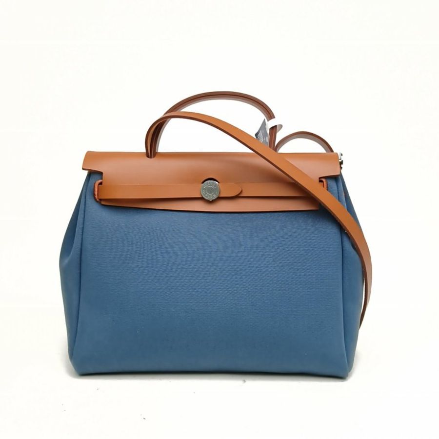 HERMES Herbag31黃褐色拼風暴藍帆布/牛皮W刻銀扣肩背包-0