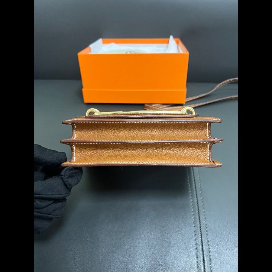 Hermes mini Roulis
金棕金扣猪鼻子19-4