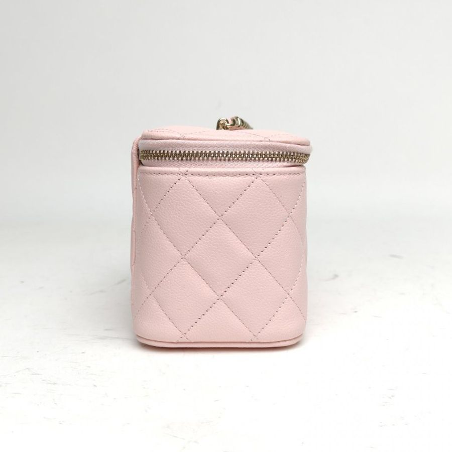 CHANEL 長盒子化妝包帶鏡子粉色荔枝牛皮鐳射標金扣肩背包-3
