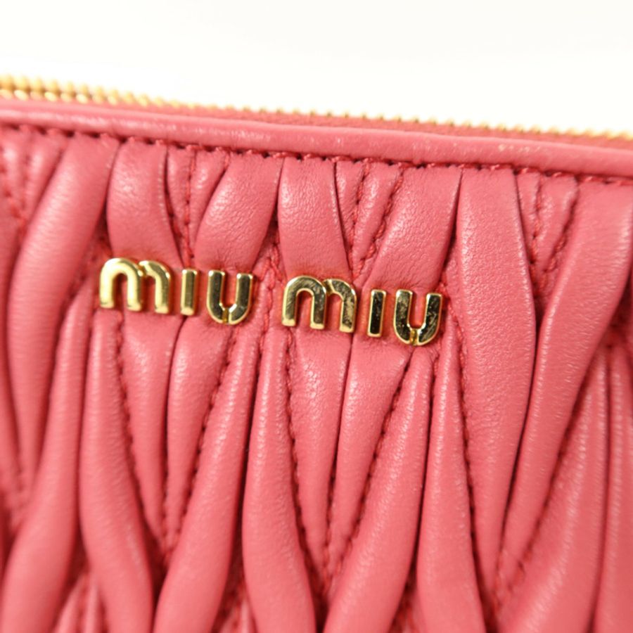 Miu Miu 羊皮皮革Pouch手拿包-8