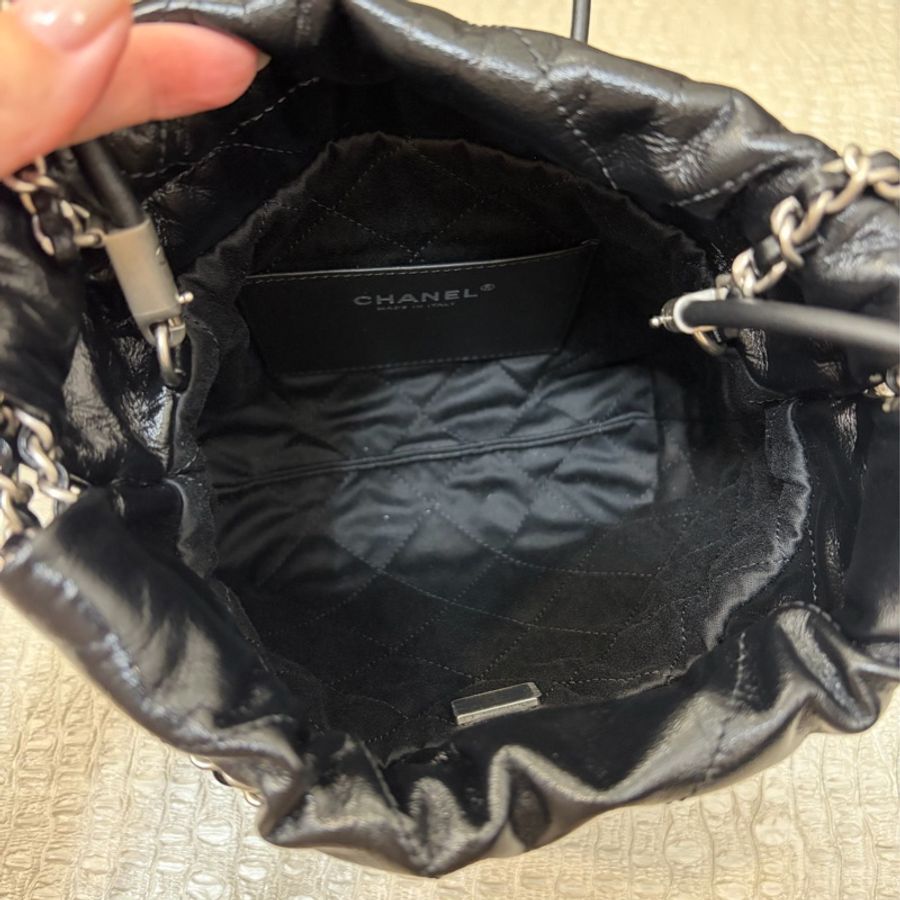 Chanel 黑牛皮霧銀釦Mini 22包AS3980-3