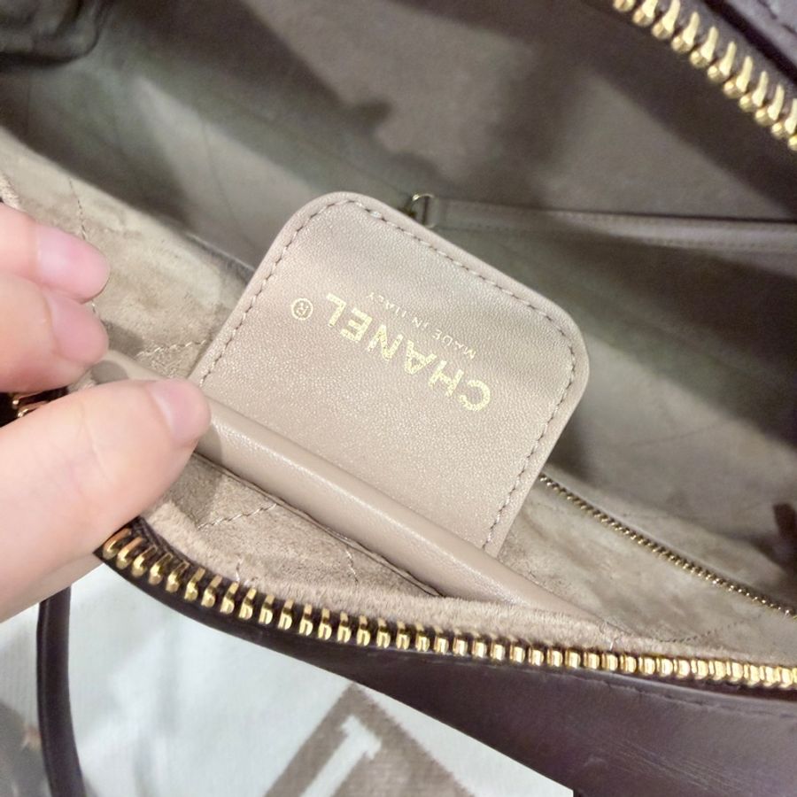❤️❤️Chanel 香奈兒26P春夏包款 全網唯ㄧ 巧克力🍫色保齡球包-15