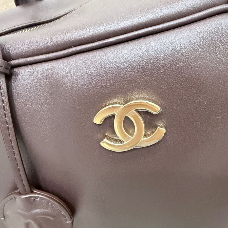 ❤️❤️Chanel 香奈兒26P春夏包款 全網唯ㄧ 巧克力🍫色保齡球包-17