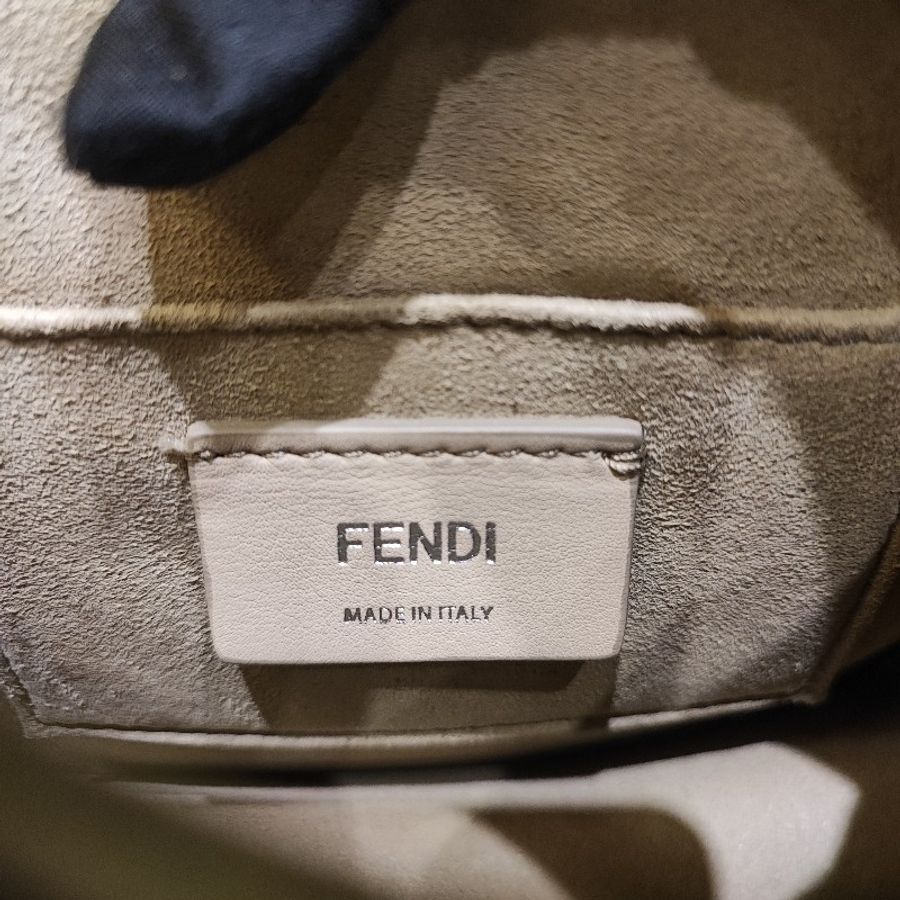 Fendi Kan I Small-12