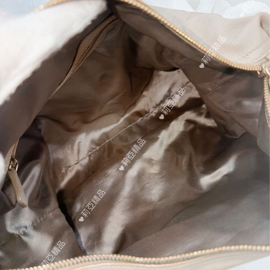 莉亞精品♡ Tod’s 奶灰多層拉鏈包 二手美包-14