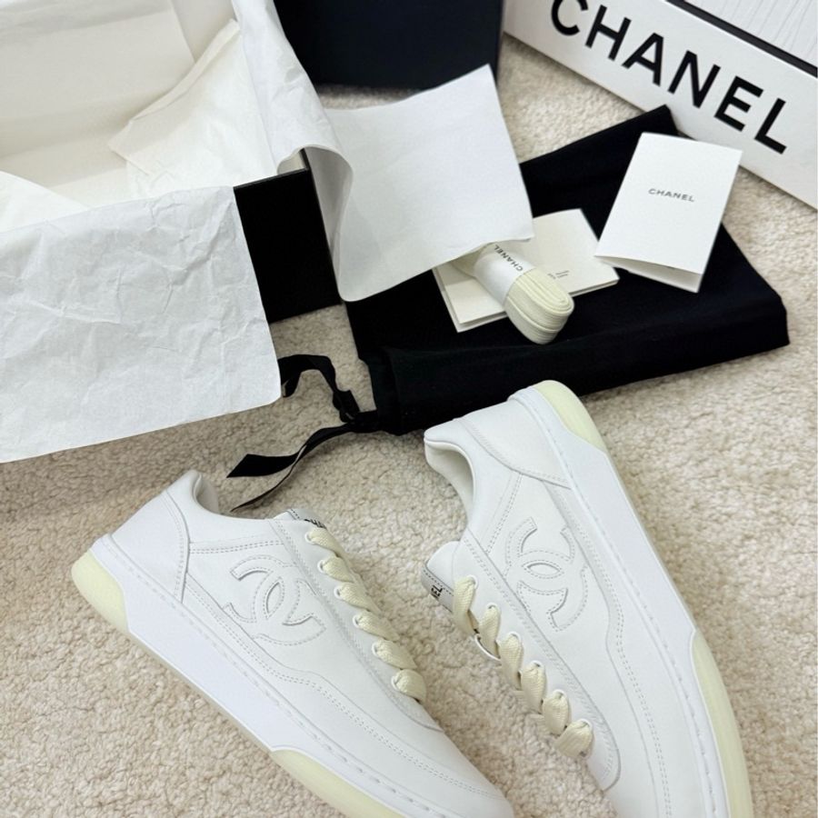 香奈兒Chanel經典小白鞋尺碼 36.5碼,99新 帶盒-3