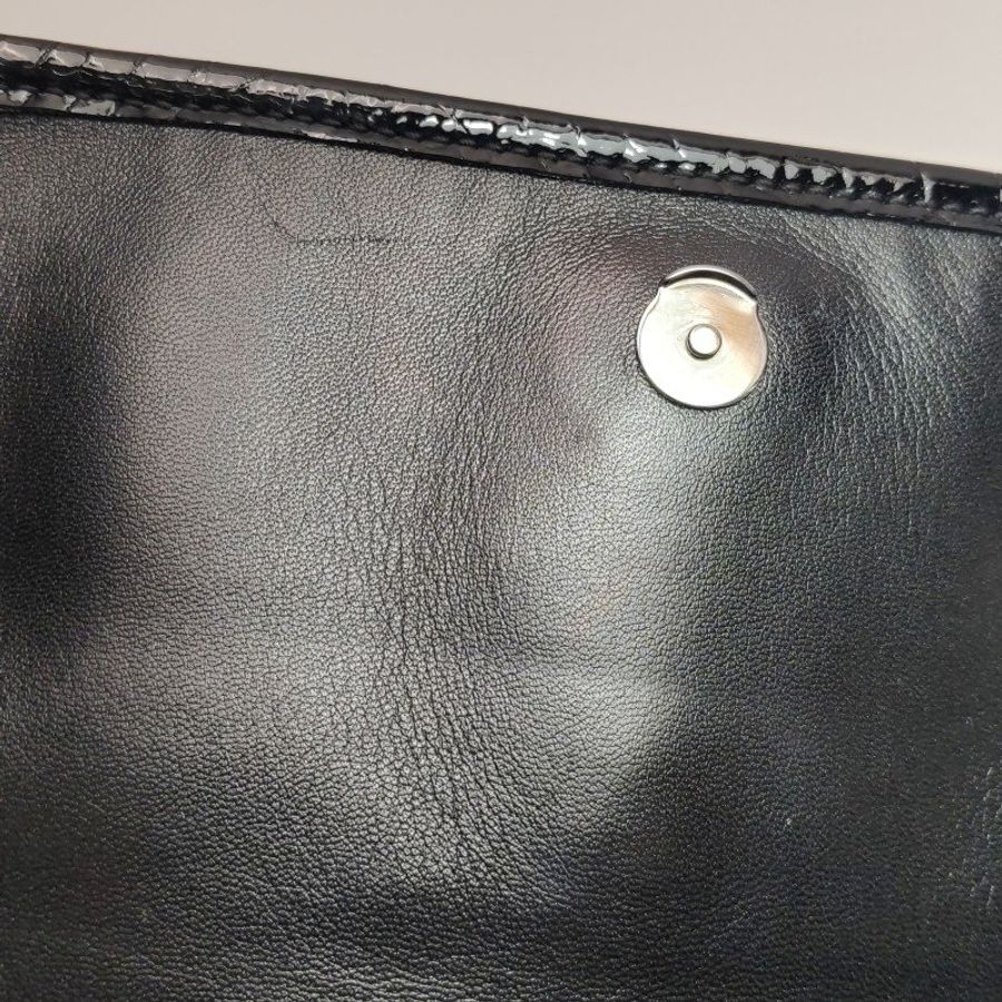 Saint Laurent Niki小號漆皮鱷魚紋YSL標誌肩包-8