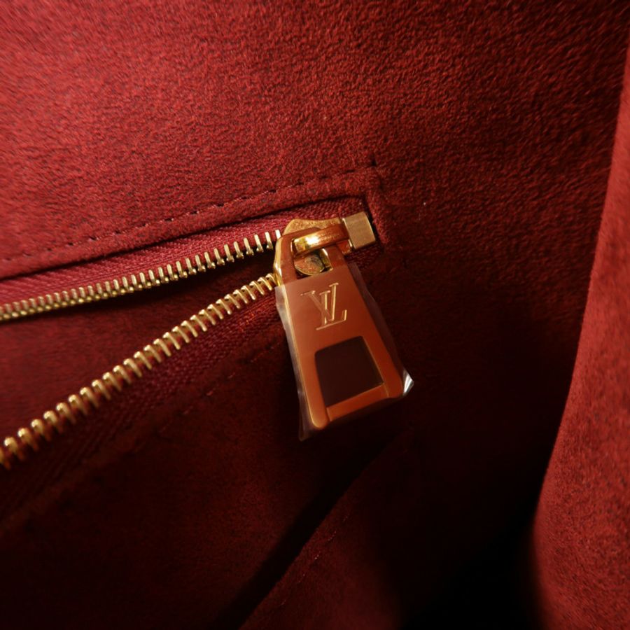 LOUIS VUITTON Monogram Empreinte On The Go MM金扣手挽肩背兩用袋-13