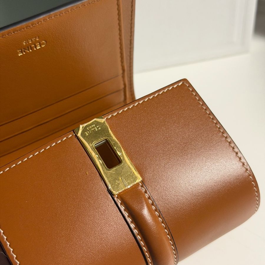 Celine 16 soft皮夾 短夾-1