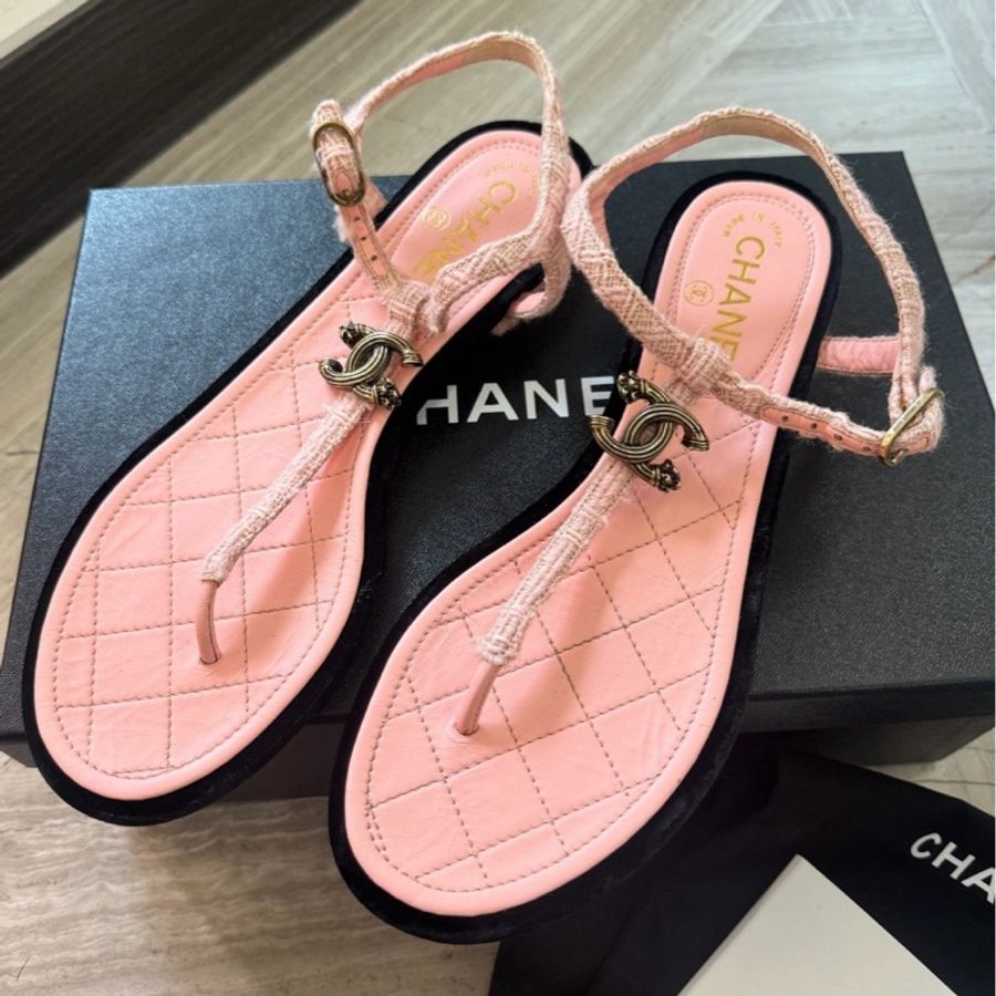 99新 香奈兒/chanel 粉色夾趾涼拖鞋 35碼 附件:塵袋-4