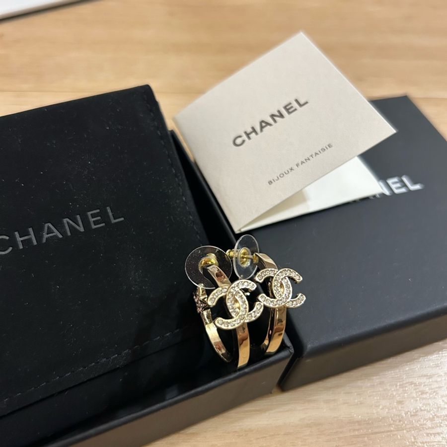 CHANEL 全新耳環-10