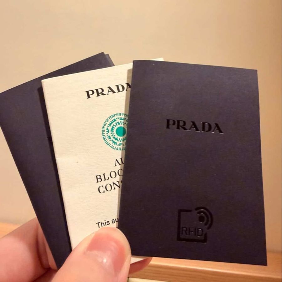 Prada Traveller 中碼夾棉 Re-Nylon 肩背袋(1BD255)-9