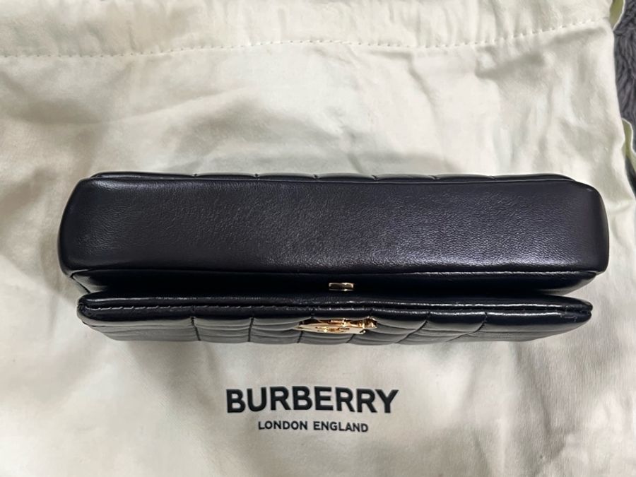 BURBERRY 巴寶莉 Mini Lola 金屬LOGO格紋車線小羊皮迷你翻蓋斜背包-3