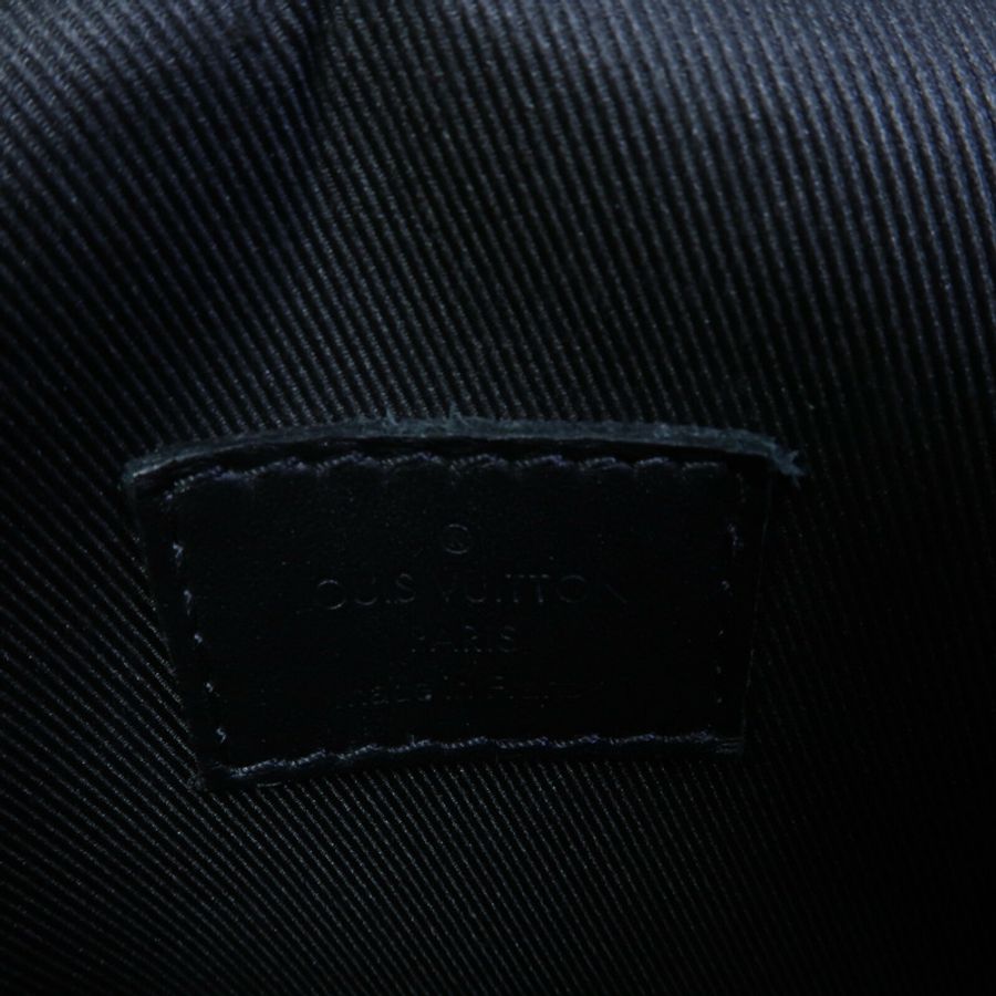 LOUIS VUITTON Monogram S-Lock Vertical肩背袋-6