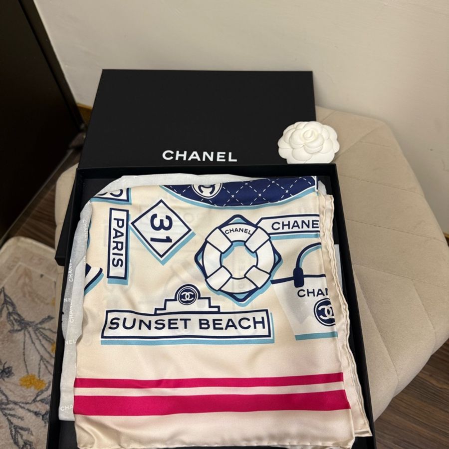 Chanel多用絲巾大方巾 全新台灣專櫃入 90x90-0