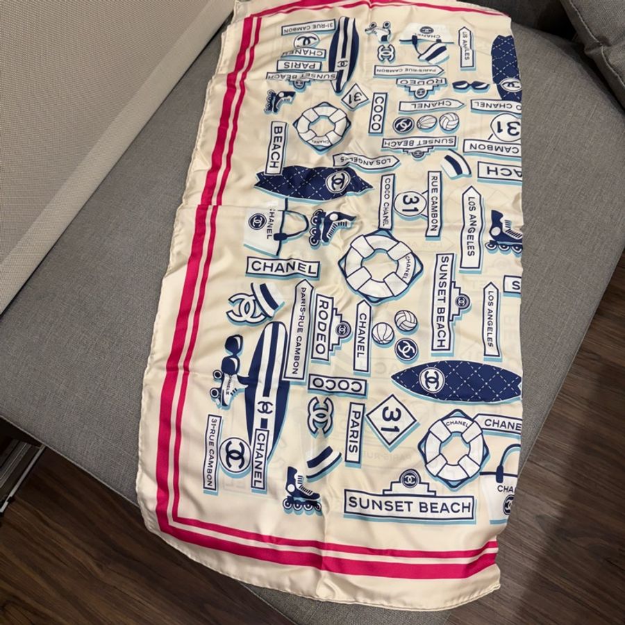 Chanel多用絲巾大方巾 全新台灣專櫃入 90x90-1