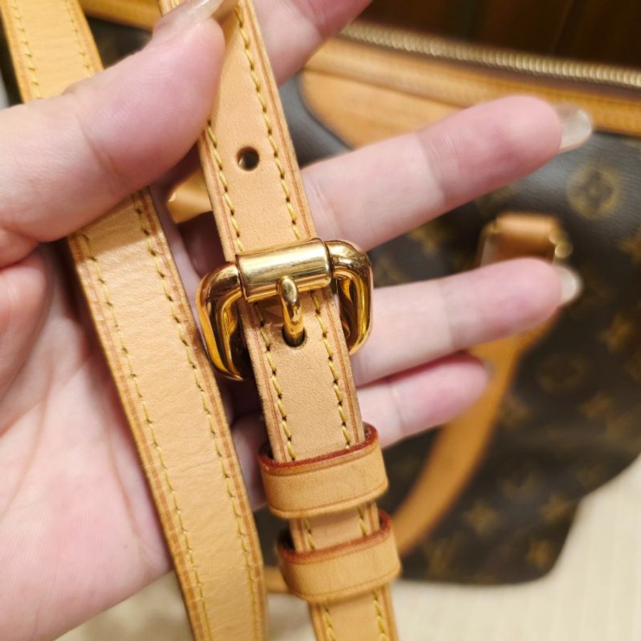 LV Louis Vuitton原花抓皺拉鍊三用元寶包/ M40145手提、肩背，斜跨-46