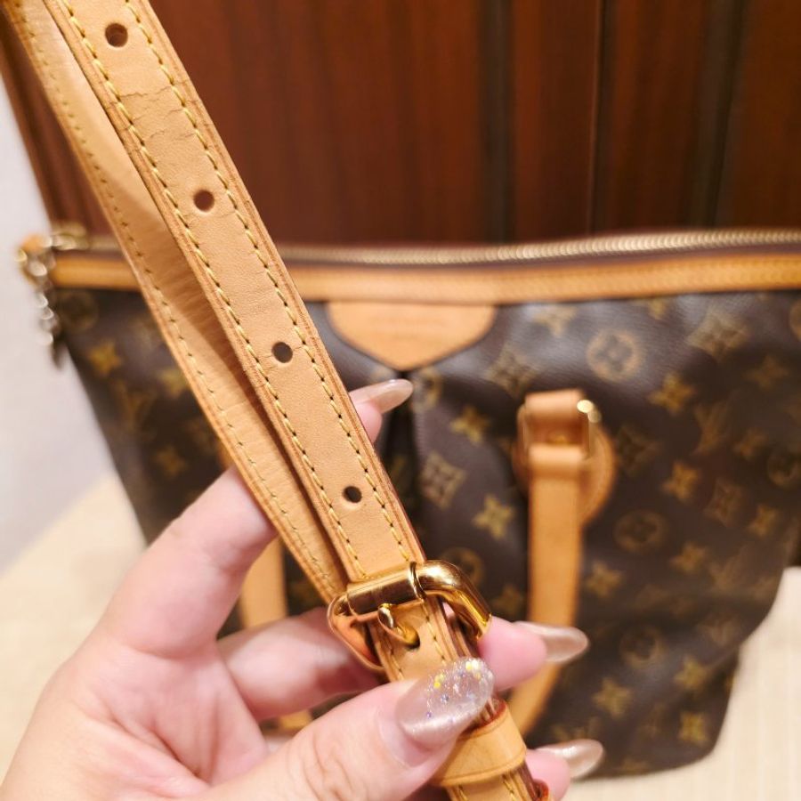 LV Louis Vuitton原花抓皺拉鍊三用元寶包/ M40145手提、肩背，斜跨-47