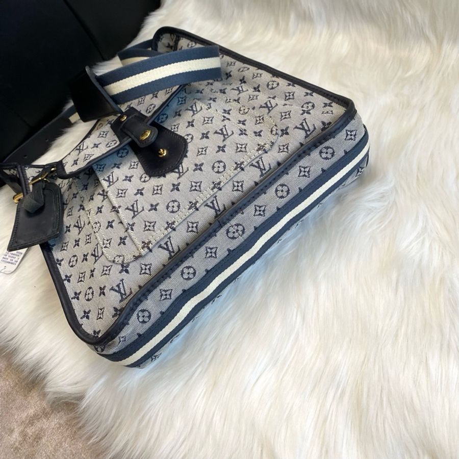 Louis Vuitton • 經典老花牛仔丹寧 Evelyne 斜背包-9